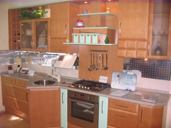 Harmony Fabútor - Cliff konyha